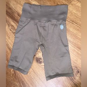 Mushroom good karma bike short